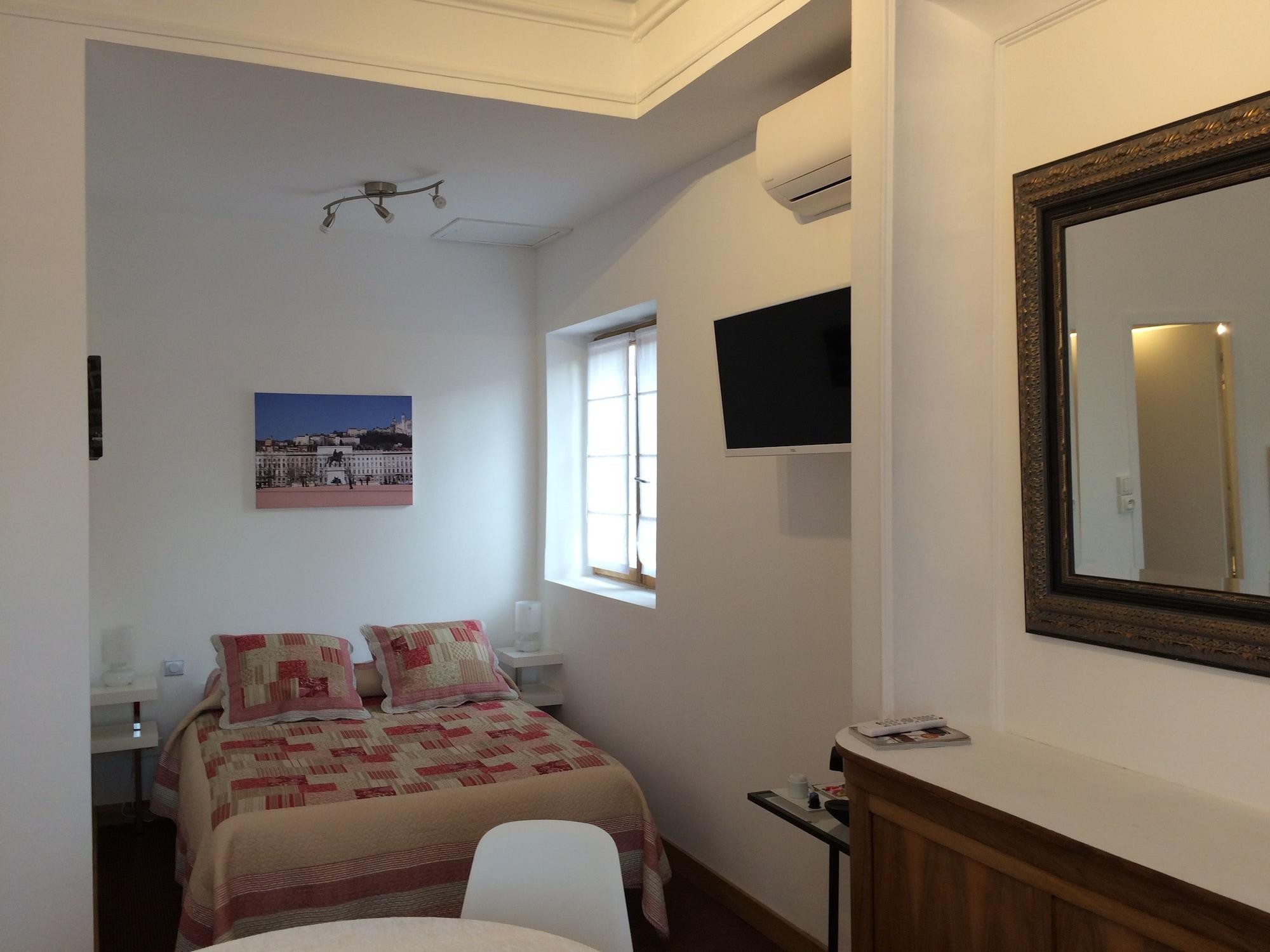B&B "Clos Feuillat" Lyon Dış mekan fotoğraf